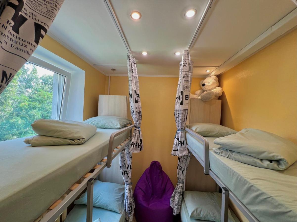 Pechersky Hostel Kiev Eksteriør billede